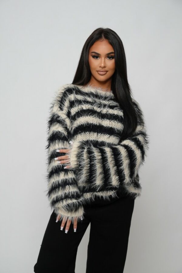 Pull rayure noir et blanc – Image 2
